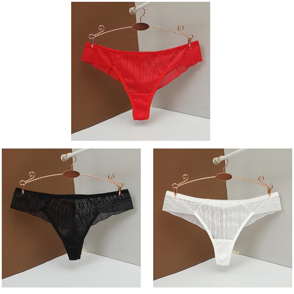 Calcinha em Renda Confort (Kit Compre 2 - Leve 3)