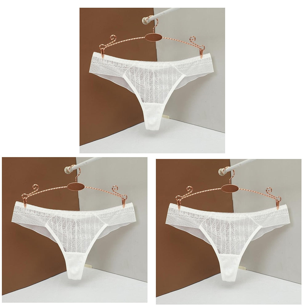 Calcinha em Renda Confort (Kit Compre 2 - Leve 3)