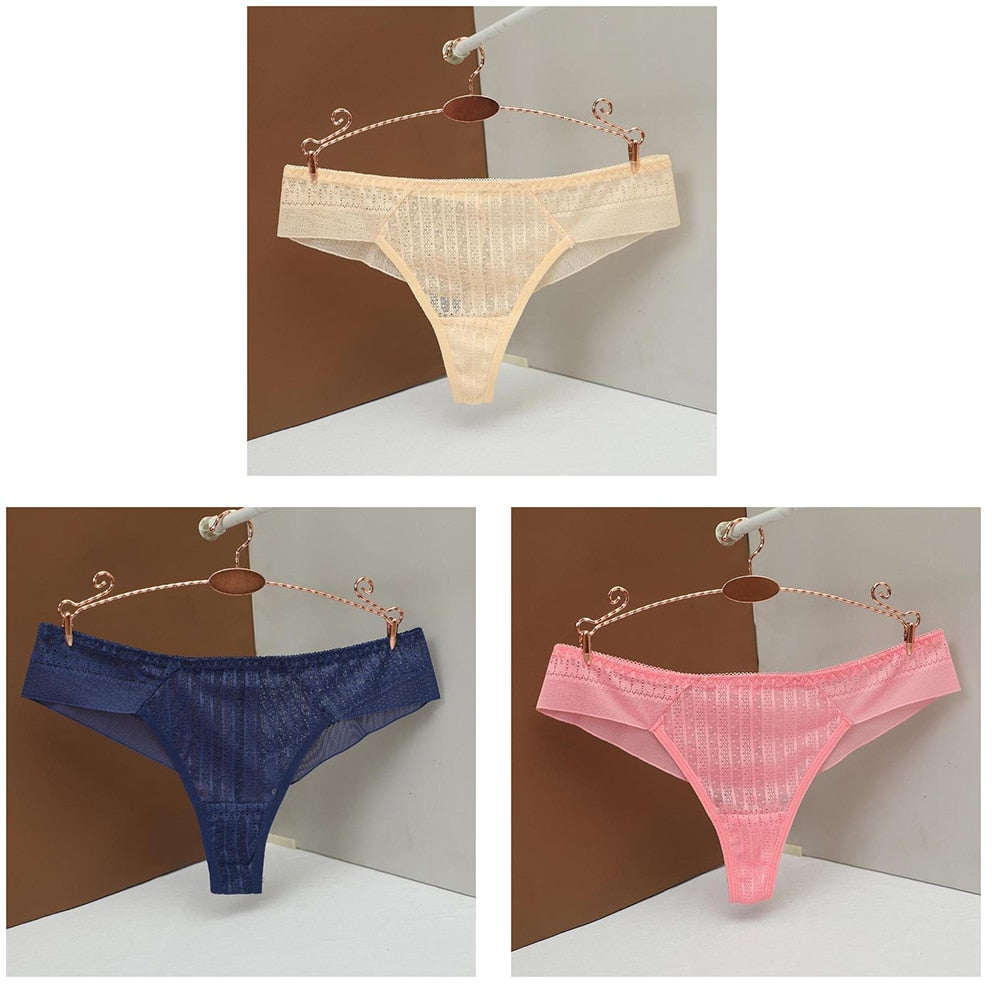 Calcinha em Renda Confort (Kit Compre 2 - Leve 3)
