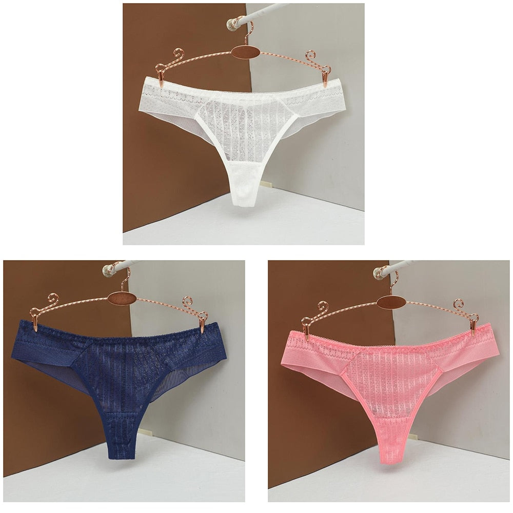 Calcinha em Renda Confort (Kit Compre 2 - Leve 3)