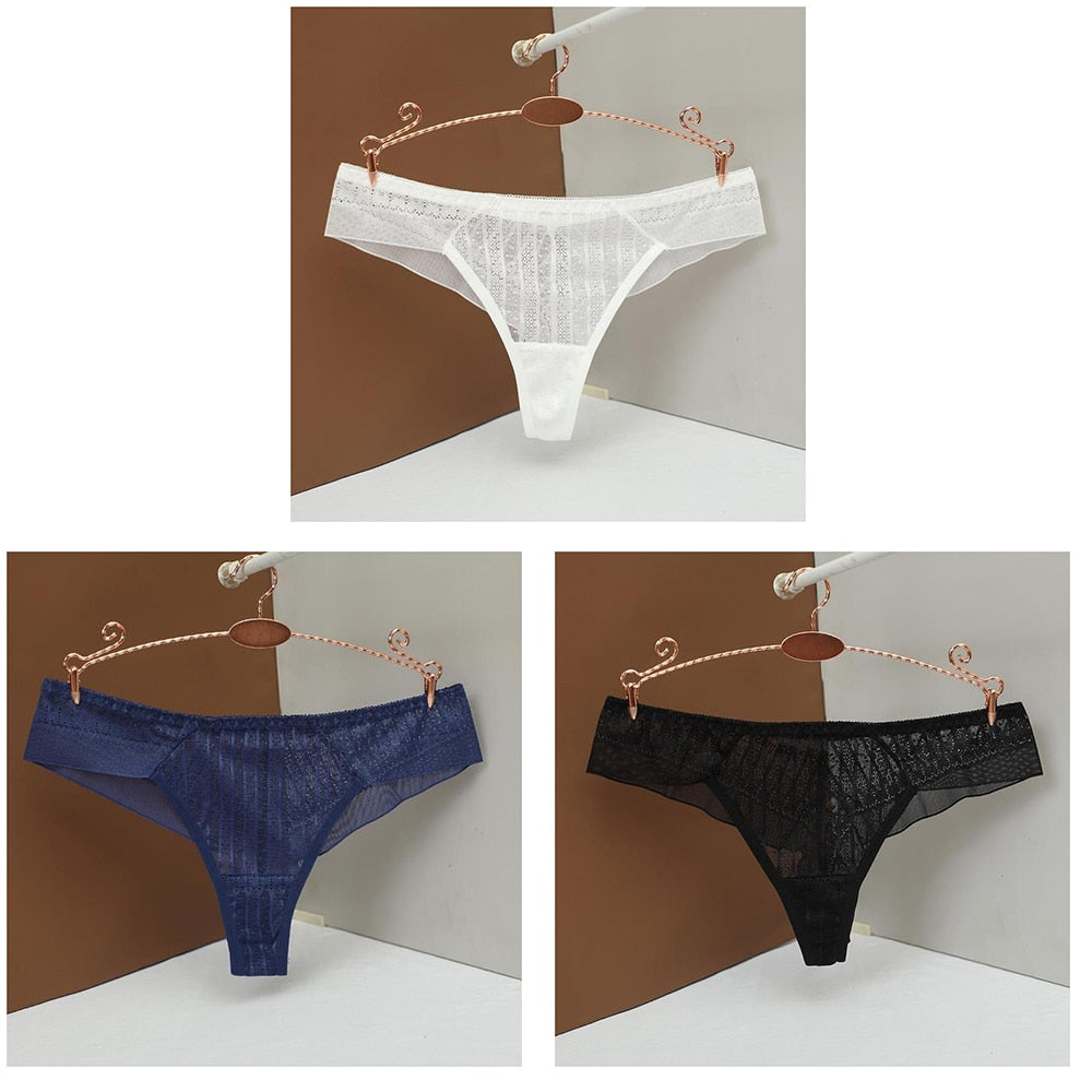 Calcinha em Renda Confort (Kit Compre 2 - Leve 3)